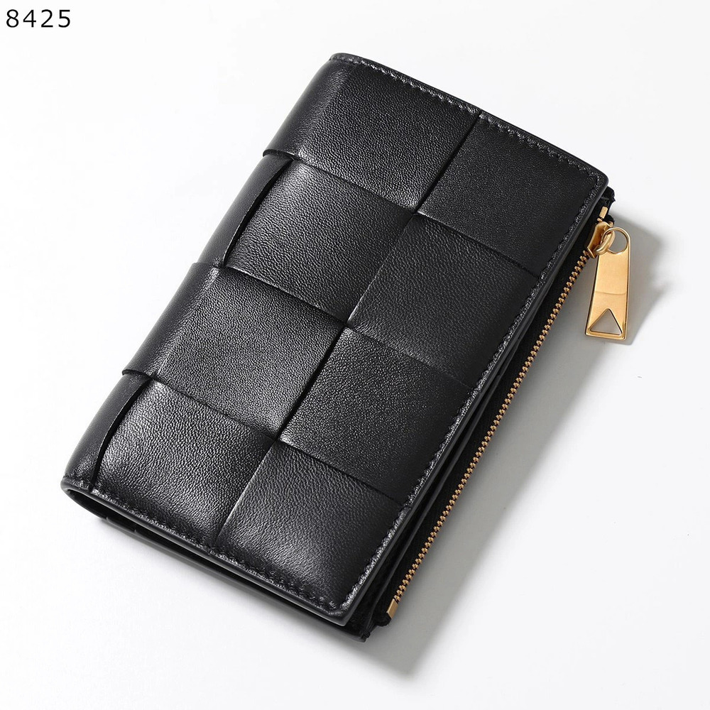 BOTTEGA VENETA Bi fold Wallet Maxi Intrecciato Leather